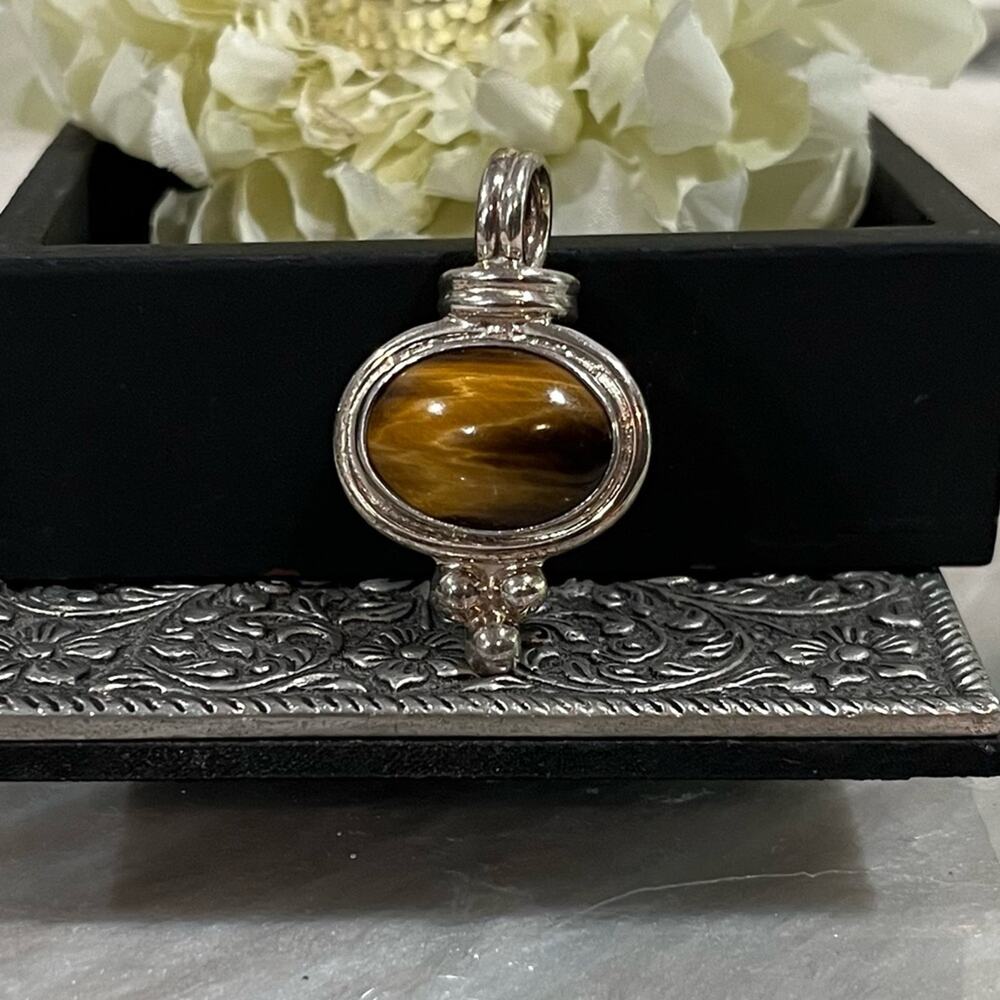 NEW Vintage Mexican Taxco 925 Sterling Silver Tiger’s Eye Cabochon Cut Pendant